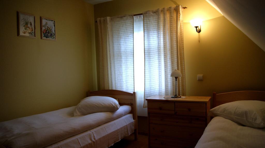 Stay At Lithuanian Folk Museum Rumsiskes Стая снимка
