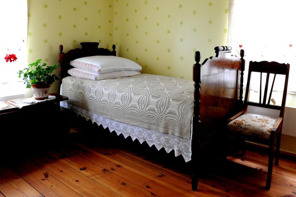 Stay At Lithuanian Folk Museum Rumsiskes Стая снимка